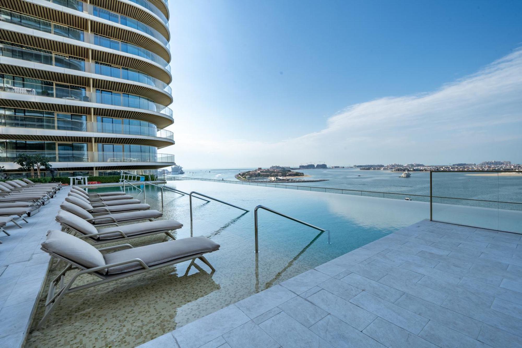 Apartment Homes Beyond I Newly Furnished 1br With Access Dubai