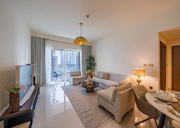 Homes Beyond I Newly Furnished 1Br With Beach Access