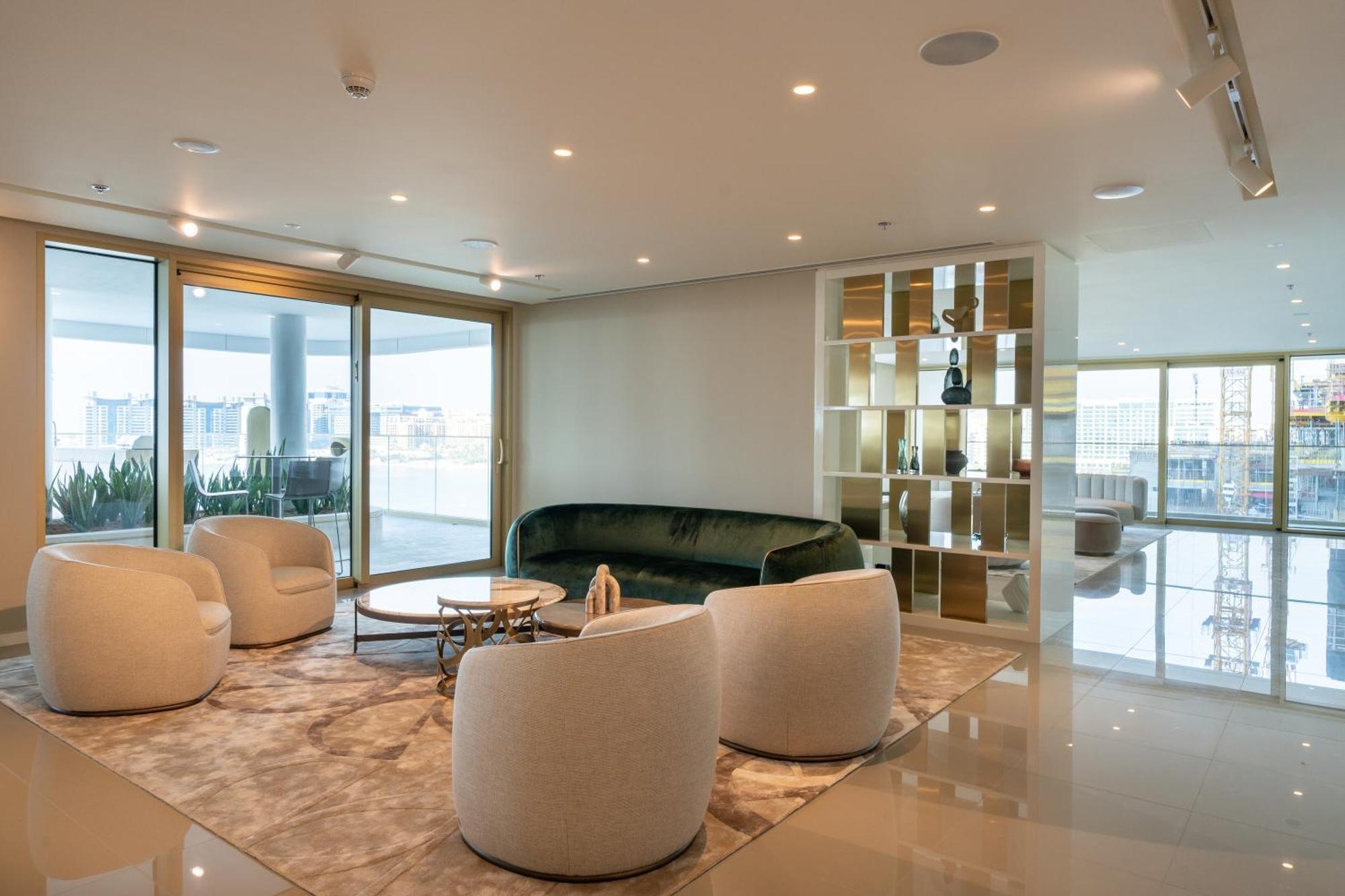Homes Beyond I Newly Furnished 1br With Access Apartment