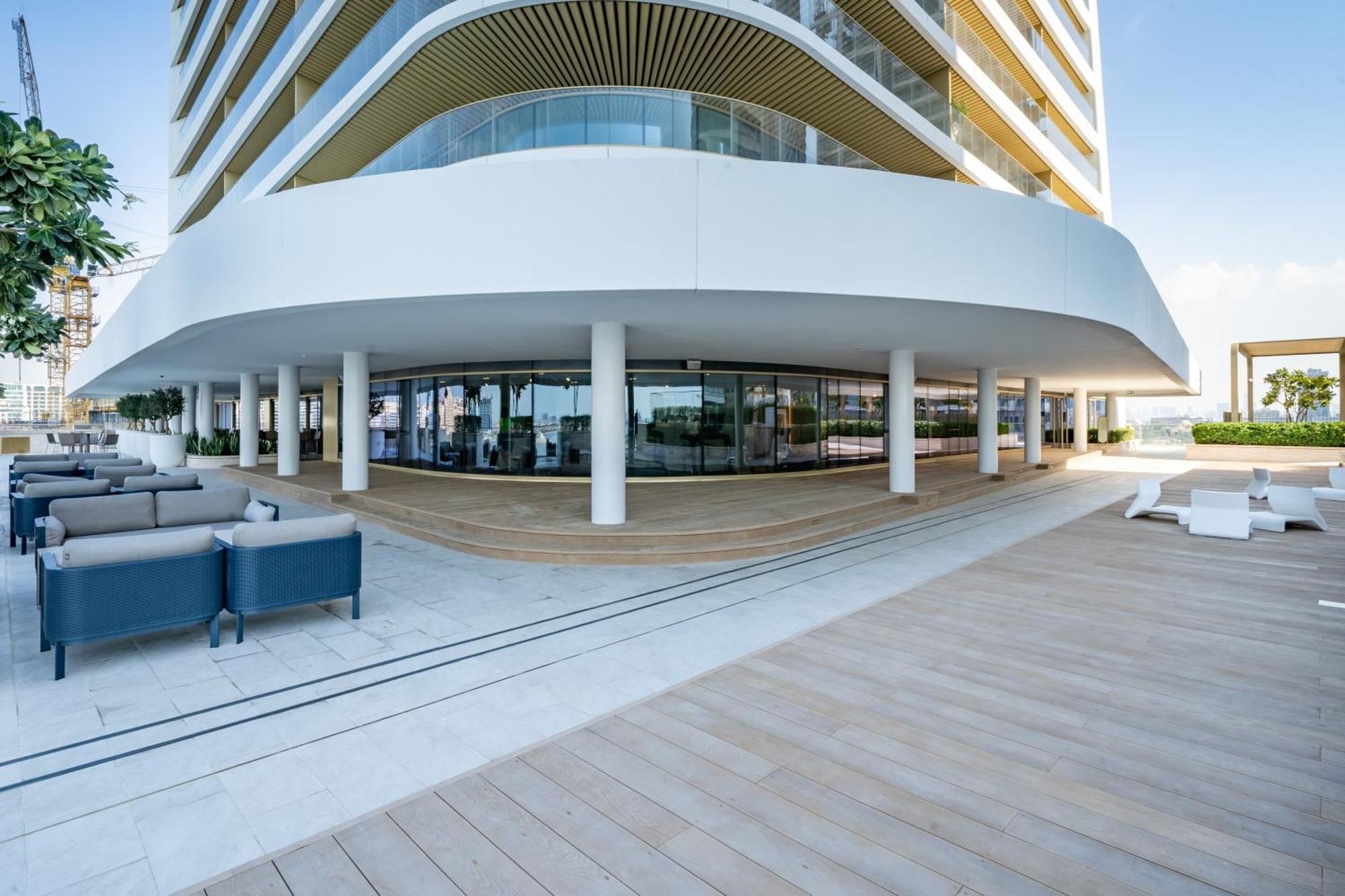 Apartment Homes Beyond I Newly Furnished 1br With Access Dubai